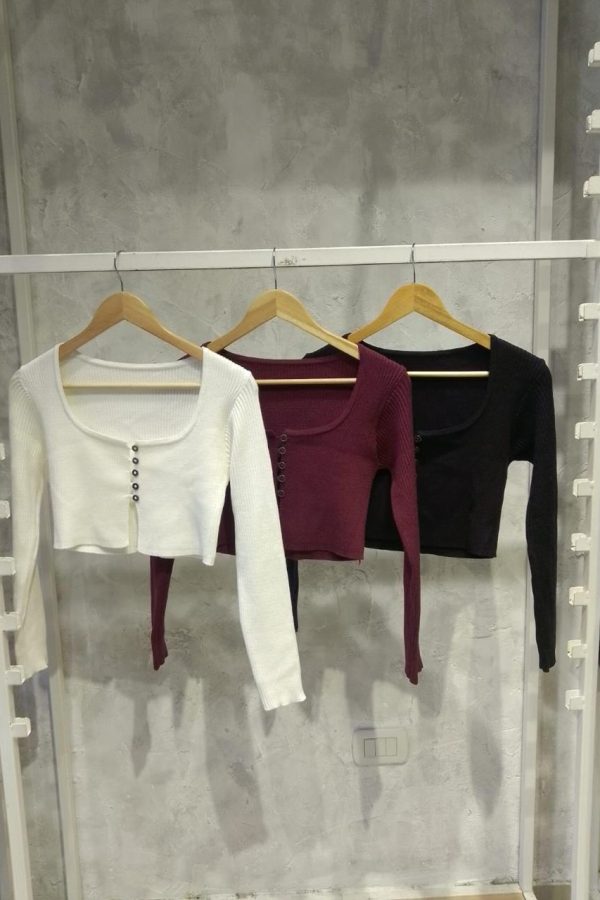 SWEATER 5 BOTONES CROP