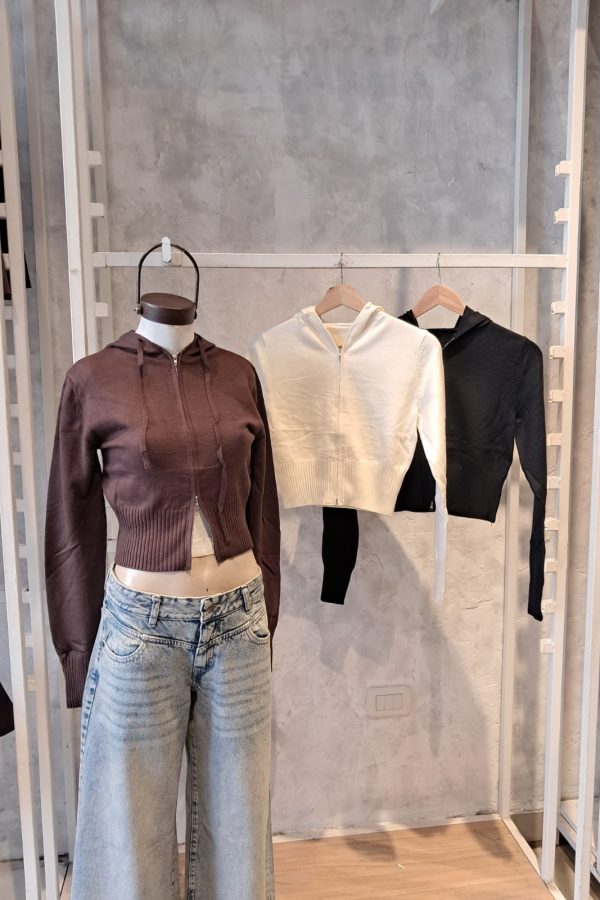 CAMPERA CAPUCHA CROP DOBLE CIERRE IMPORTADO