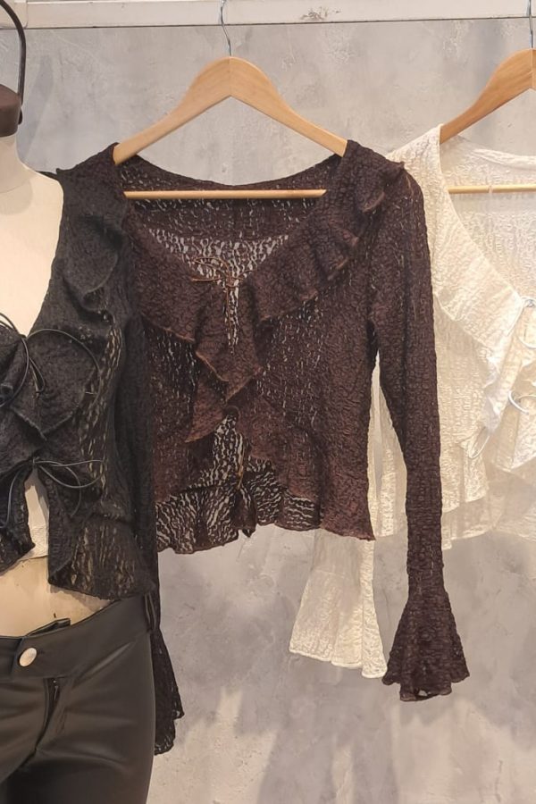 BLUSA ENCAJE PLAYDON CON VOLADOS