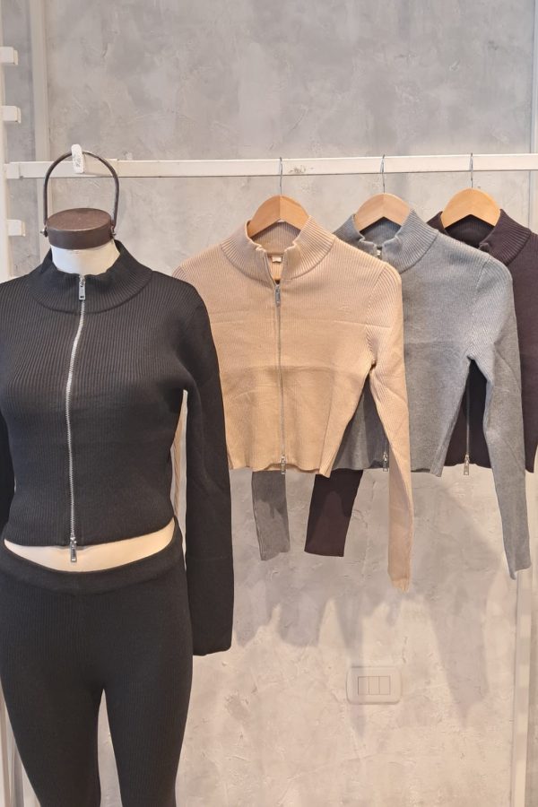 CONJUNTO HILO CUELLO IMPORTADO